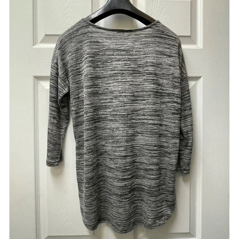 Women's‎ Gray Space-Dyed Crew Neck Cotton Blend Rounded Hem Knit Top (L)